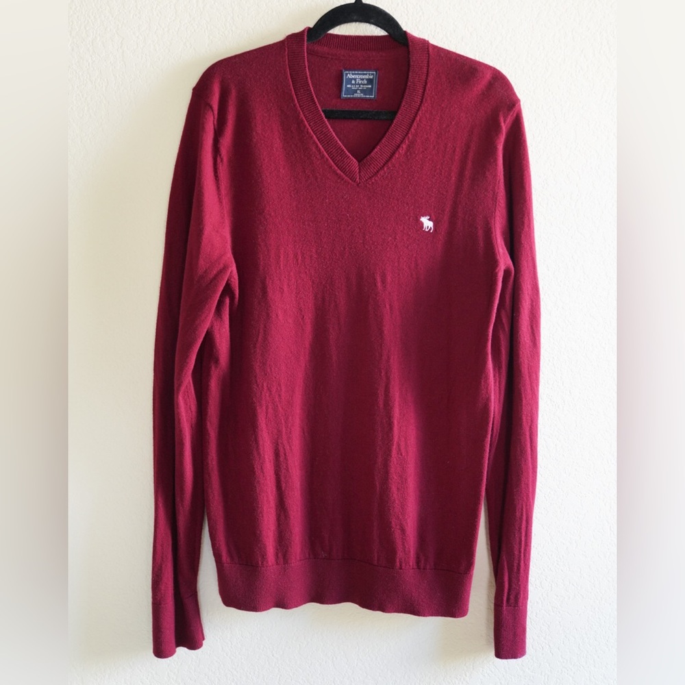 Abercrombie & Fitch - V-neck sweater - Red - US XL